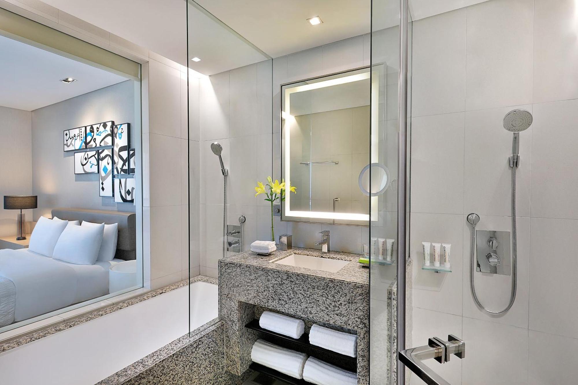 فندق لو ميريديان سيتي سنتر البحرين المنامة المظهر الخارجي الصورة Bathroom