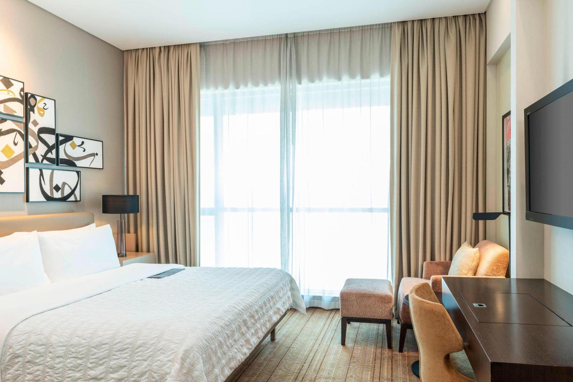 فندق لو ميريديان سيتي سنتر البحرين المنامة المظهر الخارجي الصورة A bedroom at the hotel