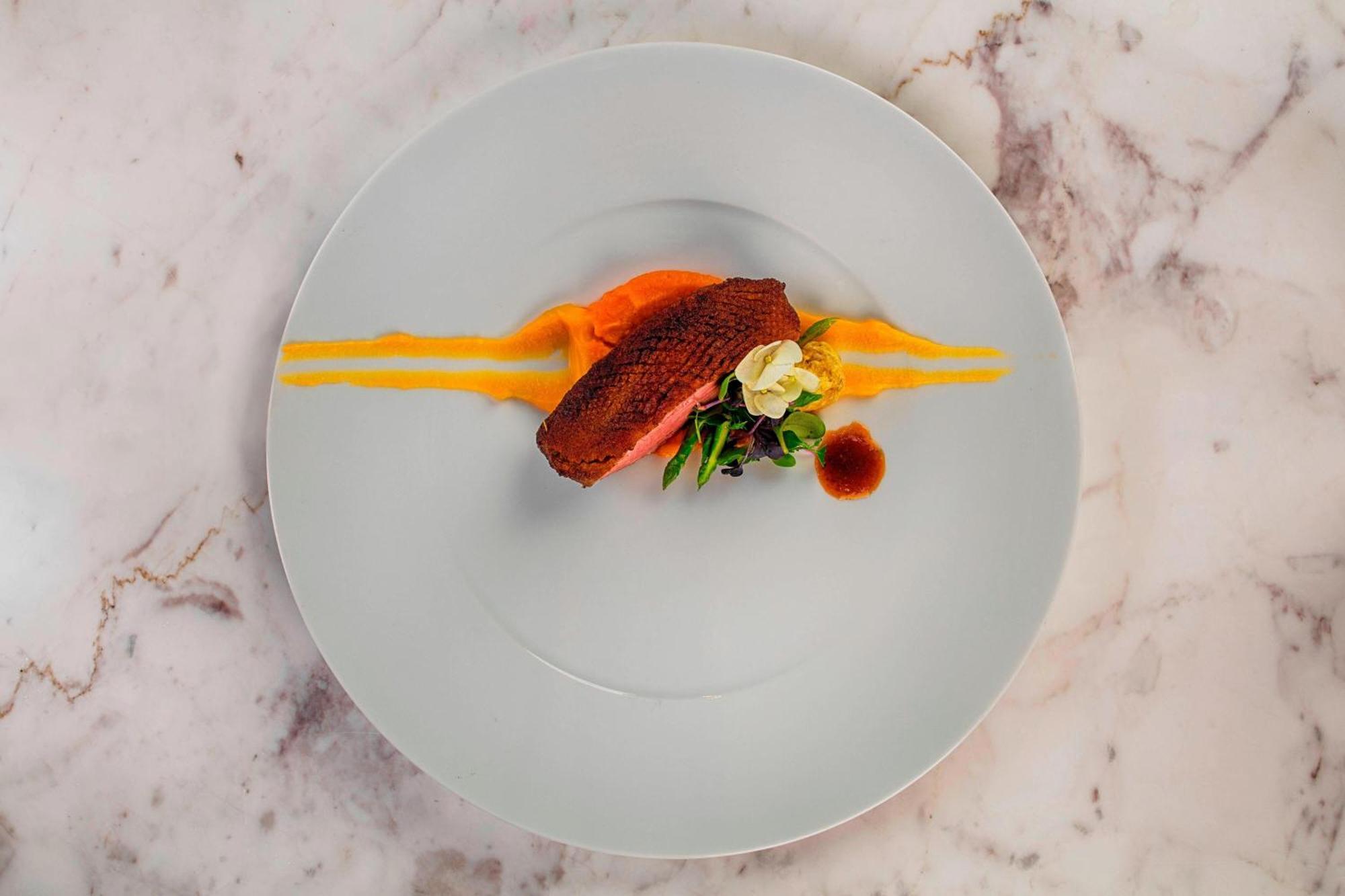 فندق لو ميريديان سيتي سنتر البحرين المنامة المظهر الخارجي الصورة A plate of food